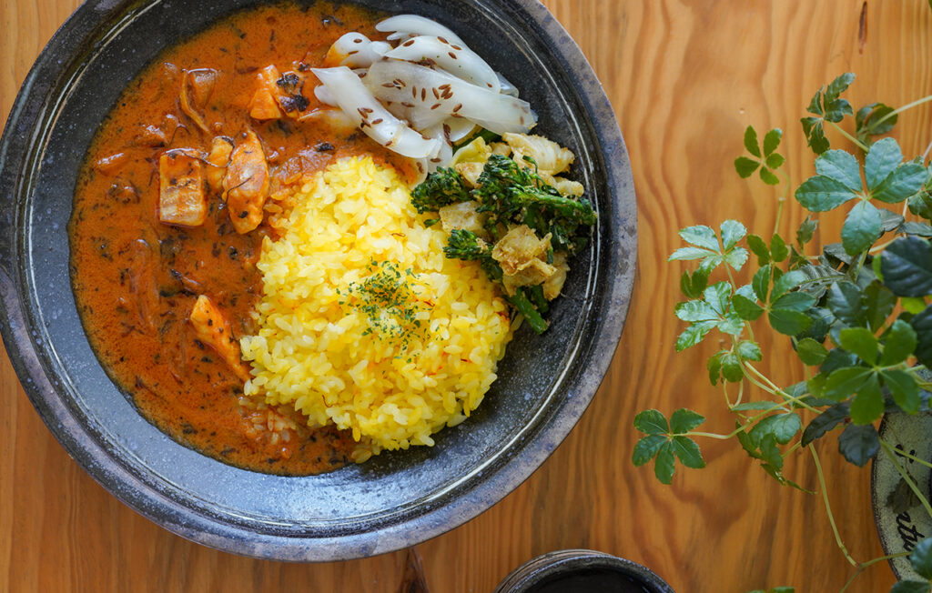 戸瀬工場」が届ける最高級のブイヤベーススパイスカレーを「隆太窯